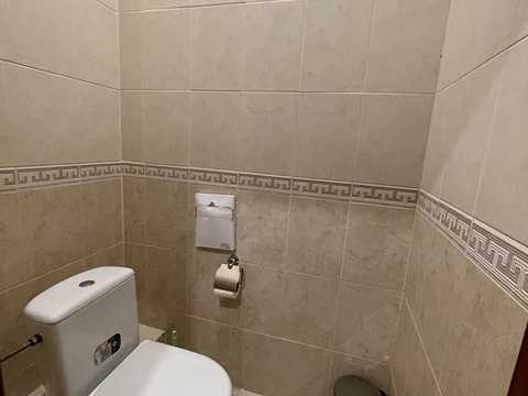 комерційна за адресою Дмитрівська вул., 52-Б