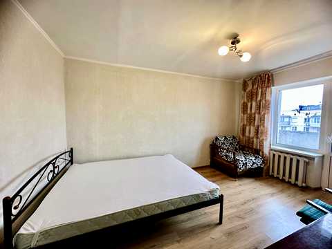 квартира за адресою Анатолія Базилевича пров. (Червонозаводський), 2/13