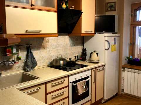 квартира за адресою Андрія Аболмасова вул. (Панельна), 3