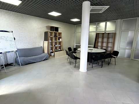 комерційна за адресою Поповича, 8А/1