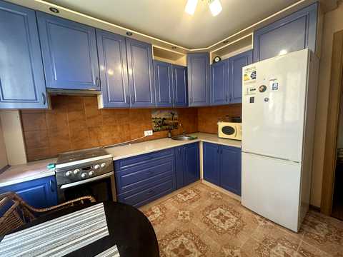 квартира за адресою Панаса Мирного вул., 18