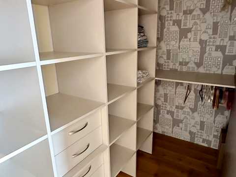 квартира за адресою Миколи Ушакова вул., 1-Г