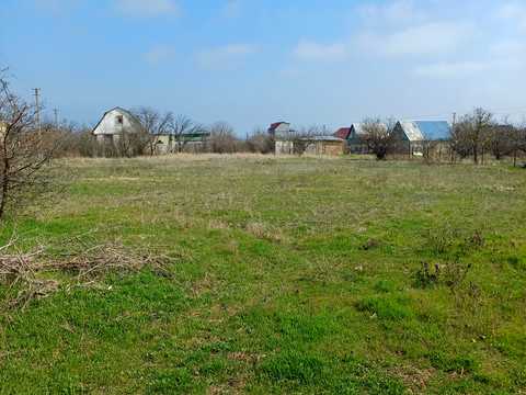 участок по адресу Центральна, 123