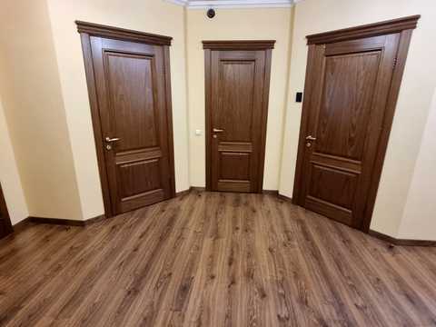 комерційна за адресою Володимирська вул., 63