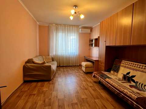 квартира за адресою Григорія Ващенка вул., 3
