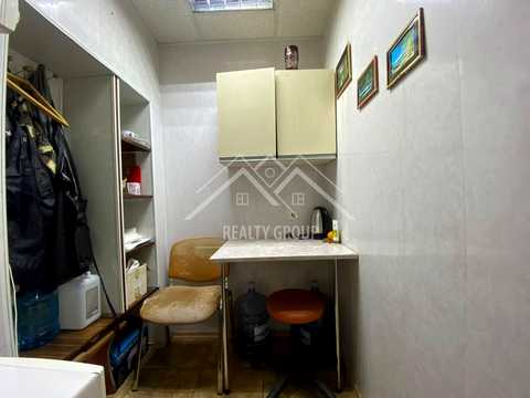 комерційна за адресою Соборності вул. (Косіора), 30