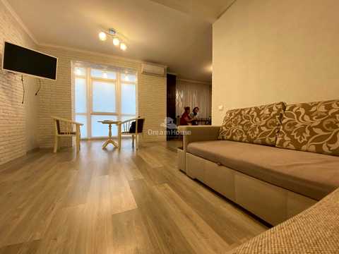 квартира за адресою вишнева, 23