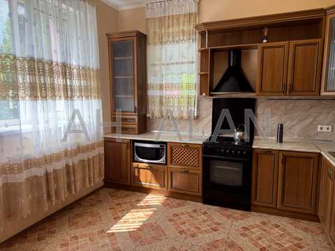 дом по адресу Звенигородська ул.