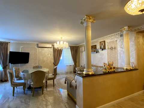 квартира за адресою Університетська вул., 2/1