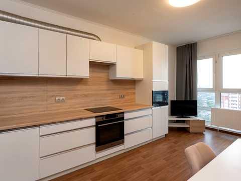 квартира за адресою Софії Русової вул., 7
