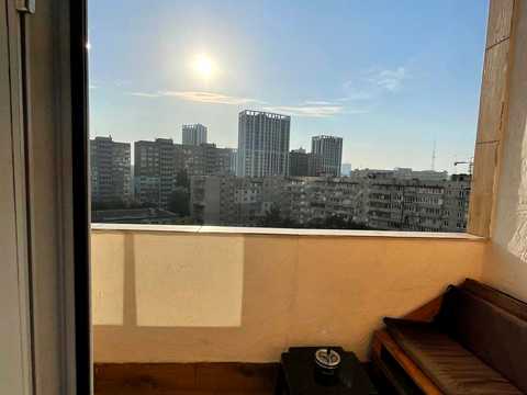 квартира за адресою В'ячеслава Чорновола вул., 2