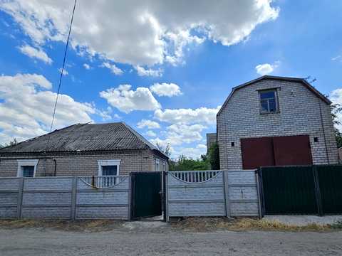 будинок за адресою Локомотивна вул. (Комунарна)
