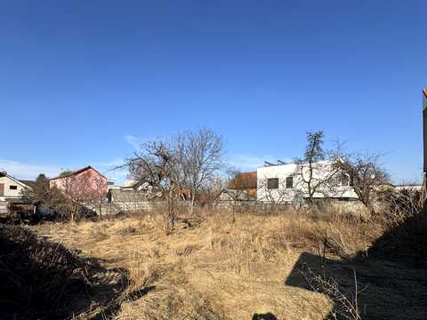 участок по адресу Князів Острозьких, 36