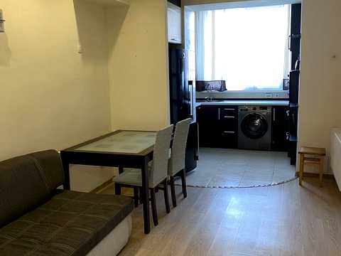 квартира за адресою Гетьмана Петра Дорошенка вул., 18