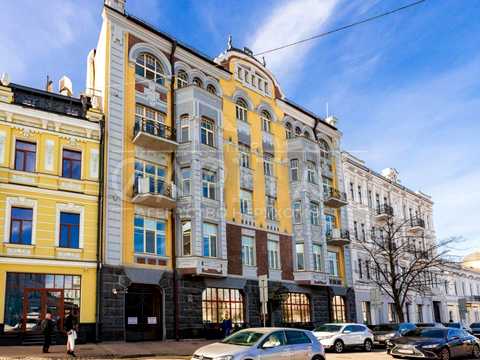 коммерческая по адресу Контрактовая пл., 10-А