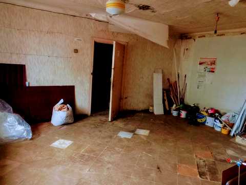 комерційна за адресою смт. Обухівка, Солідарності, 535