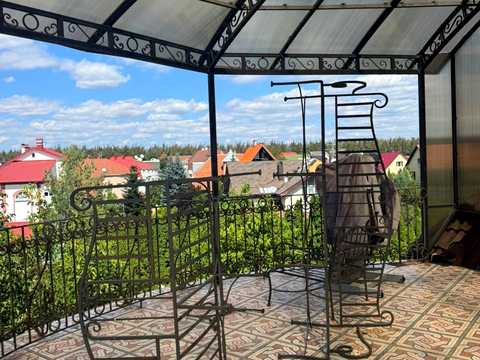 дом по адресу Вишнева