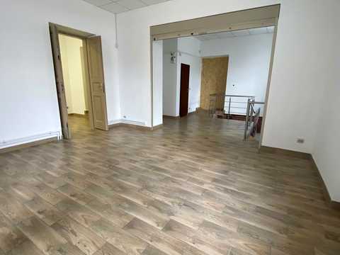 комерційна за адресою Гайдамацька вул.