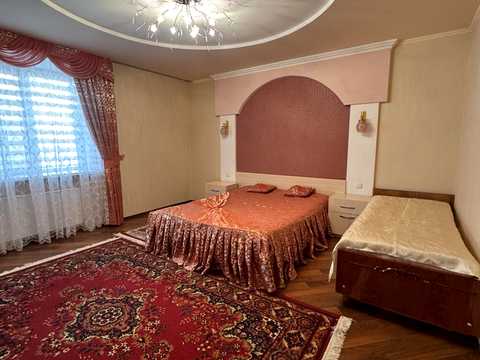 квартира по адресу Зодчих ул., 4