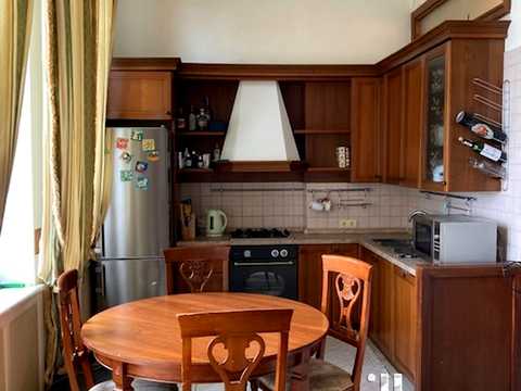 квартира за адресою Стрілецька вул., 28
