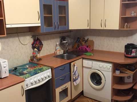 квартира за адресою Ревуцького вул., 42-Б