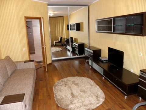 квартира за адресою Анни Ахматової вул., 35