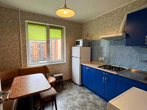 квартира за адресою Володимира Великого вул. (Гагаріна), 27