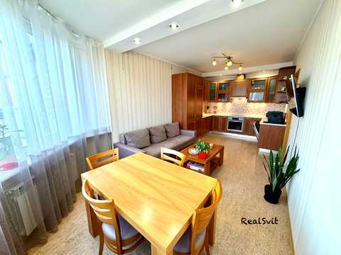 квартира за адресою Олени Пчілки вул., 2