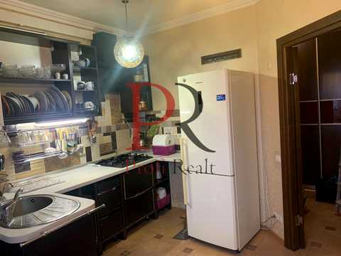 квартира за адресою Комарова, 38