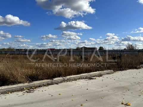 комерційна за адресою Соборна вул., 305