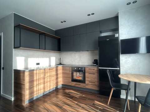 квартира по адресу Салютная ул., 2