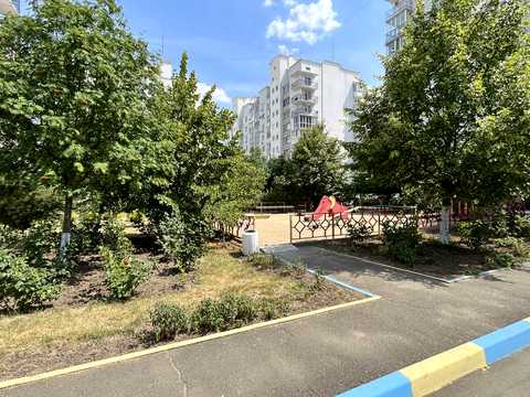 квартира за адресою Архітектора Старова вул., 2