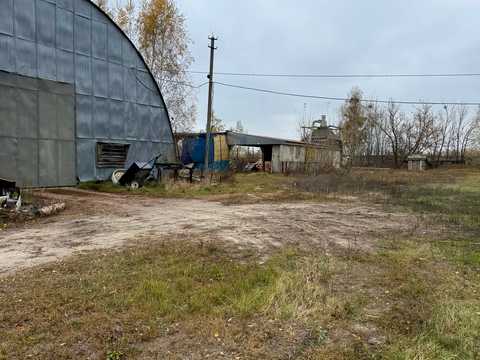 комерційна за адресою Травнева, 12