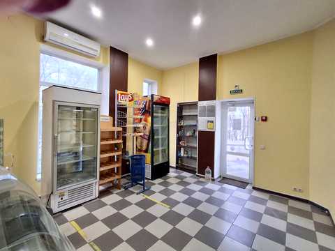 комерційна за адресою Борисо-Глібська вул. (Ватутіна), 111