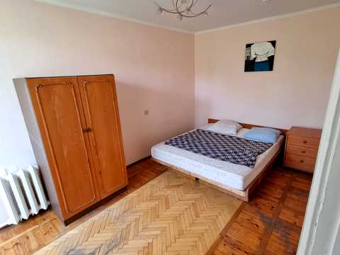 квартира за адресою Дмитра Павличка просп. (Маршала Рокосовського), 8