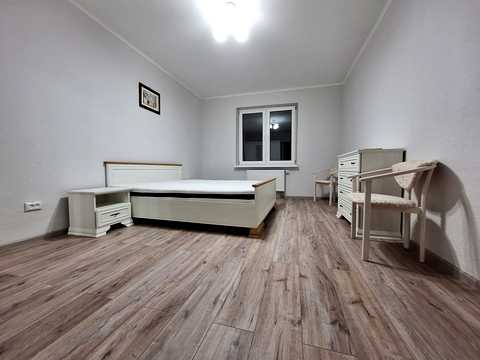квартира за адресою Ревуцького вул., 54