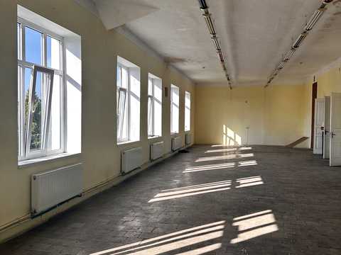 коммерческая по адресу с. Новый Милятин, Центральна ул., 8