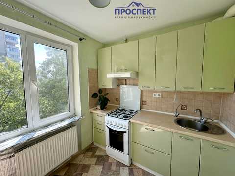 квартира за адресою Перемоги просп. (30-річчя Перемоги), 42