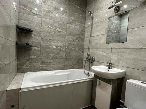квартира за адресою Будівельників вул., 5
