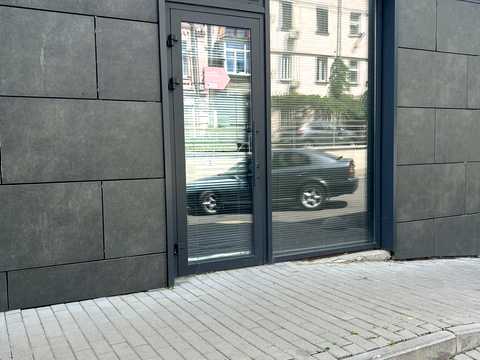 коммерческая по адресу Митрополита Василия Липковского ул. (Урицького), 13г