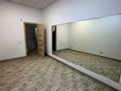 коммерческая по адресу Саксаганского ул., 45