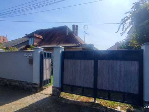 дом по адресу Віталія Постолакі пл., 8