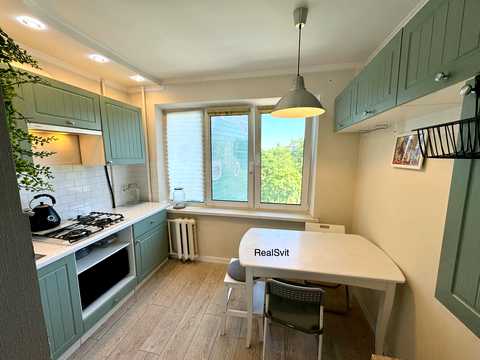 квартира за адресою Дарницький бульв., 7