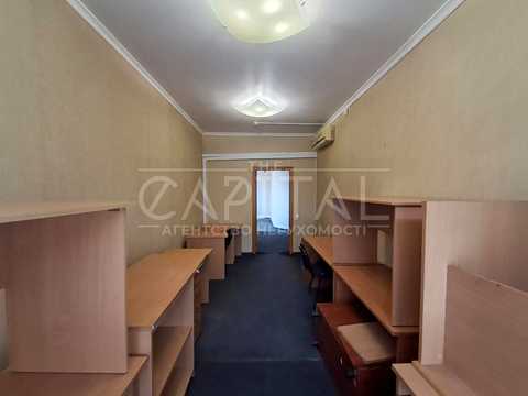 комерційна за адресою Лук'янівська вул., 1