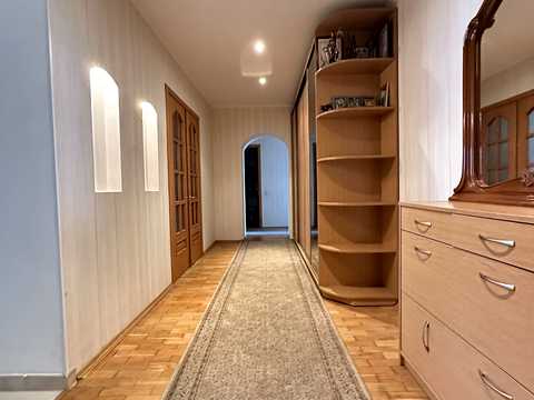 квартира по адресу Урловская ул., 12
