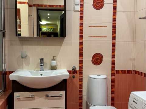 квартира за адресою Будівельників вул., 28