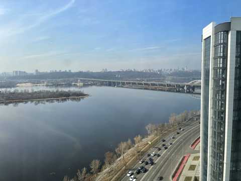 квартира за адресою Дніпровська набережна вул., 15-К