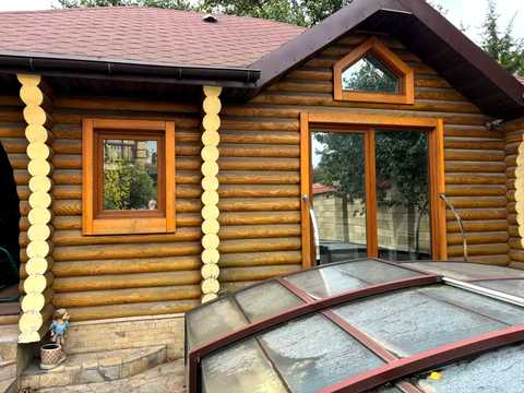 будинок за адресою Ніла Армстронга вул. (Казакова)