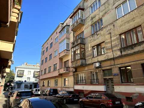 коммерческая по адресу Александра Богомольца ул., 10