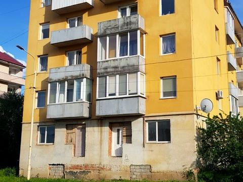 комерційна за адресою Володимирська вул., 55